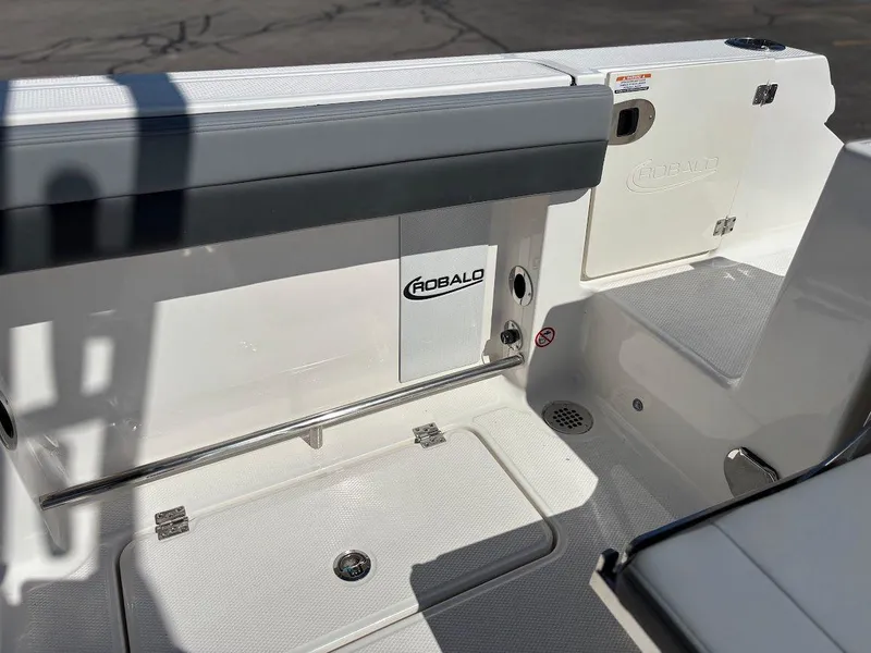 Slide: The Image of 2025 Robalo R257 Dual Console 8 - 8