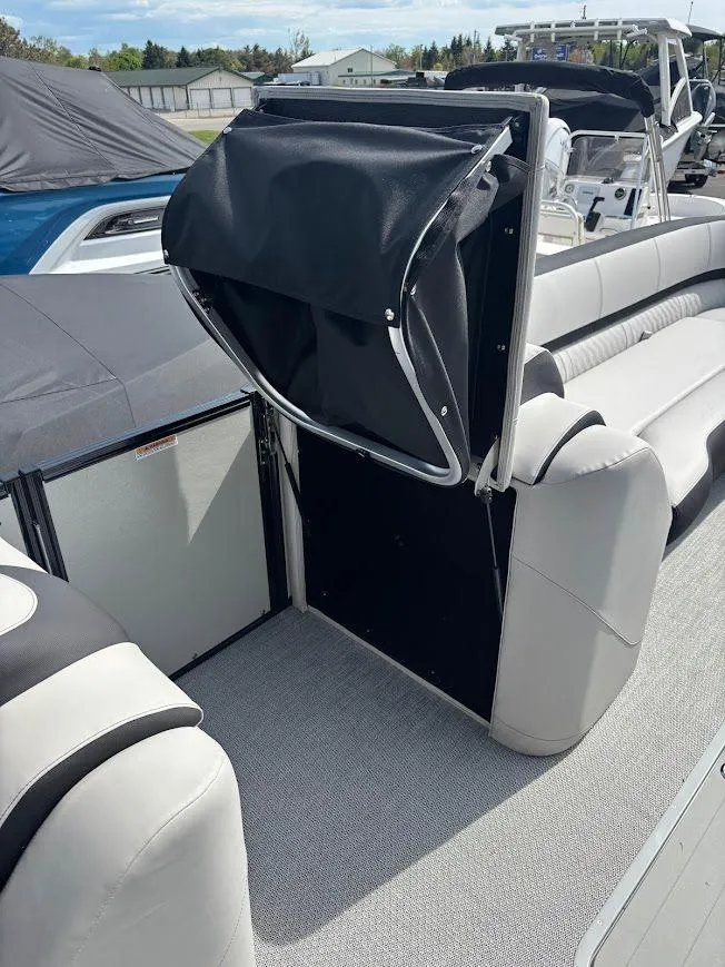 Slide: The Image of 2025 Avalon Catalina Platinum Versatile Rear Bench 2785 12 - 12