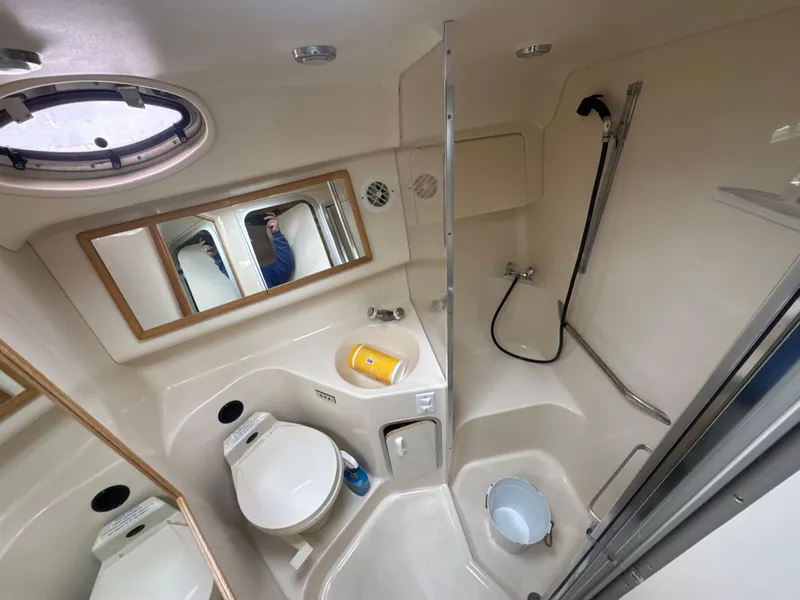 Slide: The Image of Sea Ray 370 Sundancer 1996 - 13