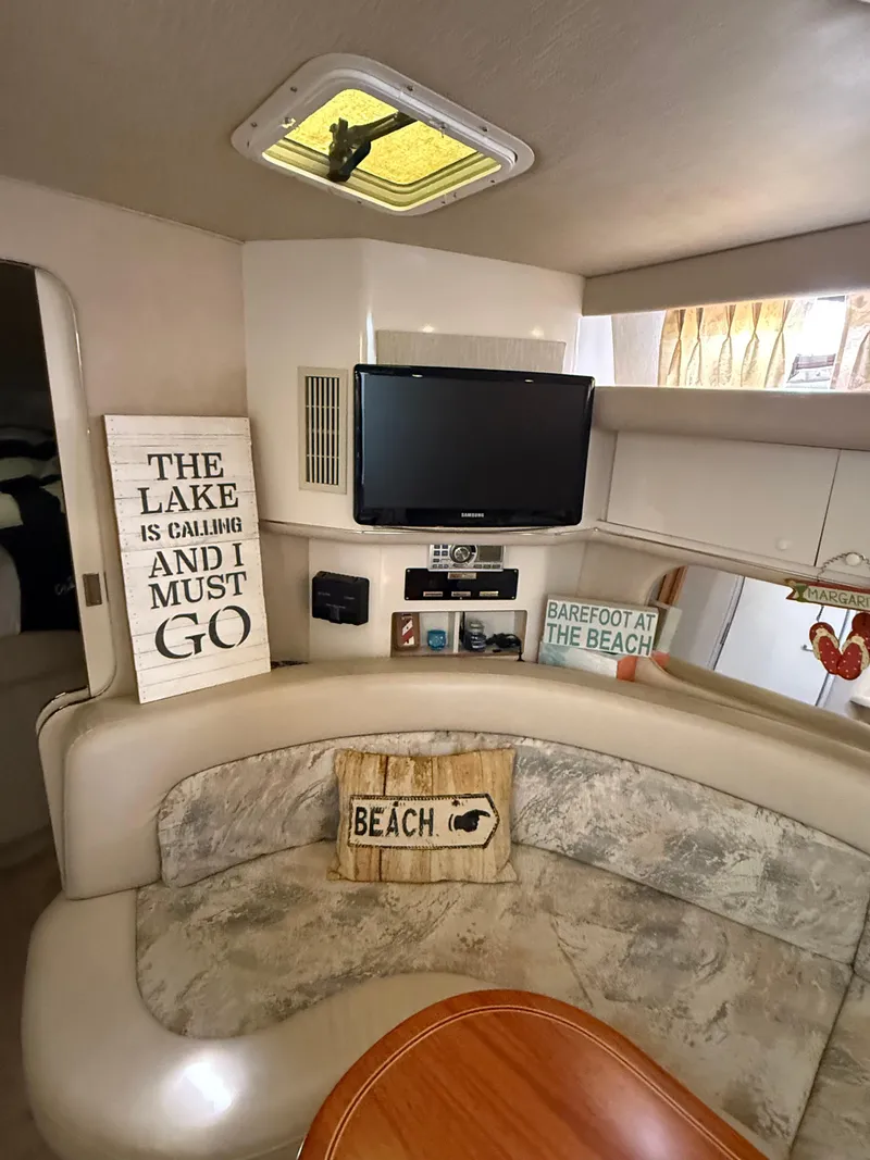 Slide: The Image of Sea Ray 370 Sundancer 1996 - 40