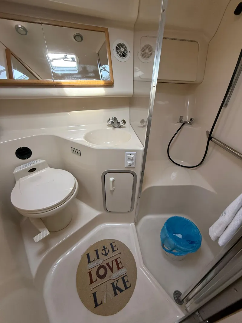 Slide: The Image of Sea Ray 370 Sundancer 1996 - 53