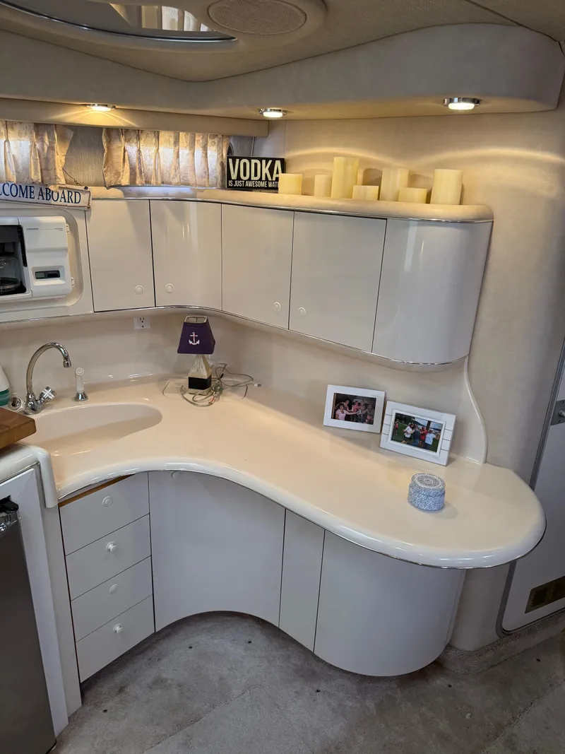 Slide: The Image of Sea Ray 370 Sundancer 1996 - 55