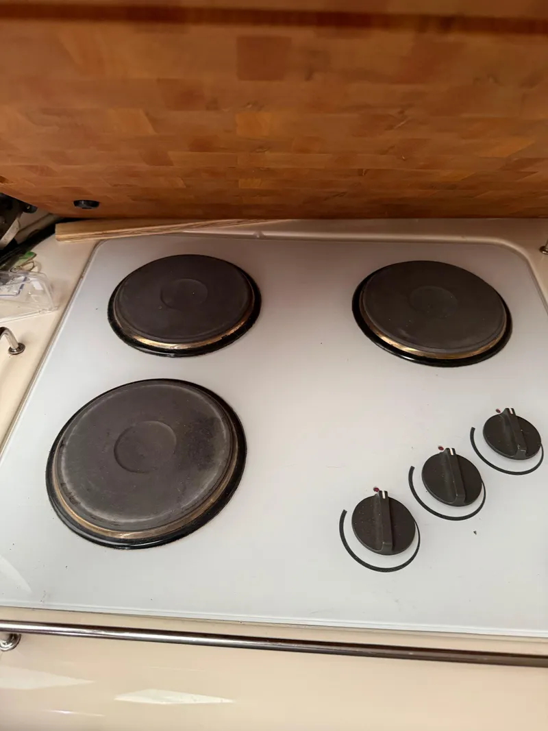 Slide: The Image of Sea Ray 370 Sundancer 1996 - 59