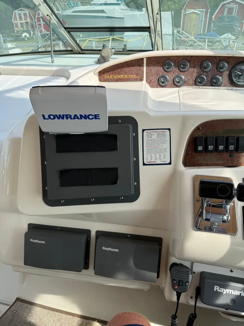 Slide: The Image of Sea Ray 370 Sundancer 1996 - 67