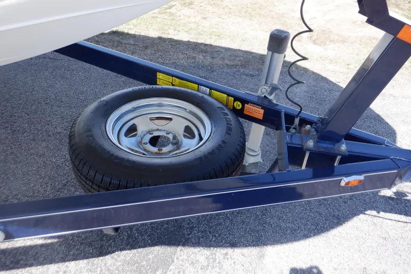 Slide: The Image of Trailer with spare tire for 2014 Hurricane SunDeck Sport 203 OB boat. - 18