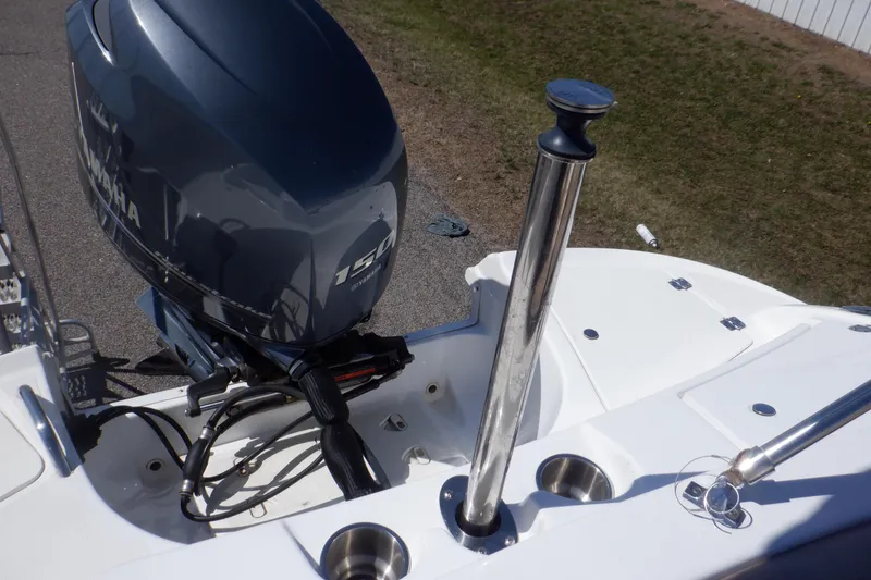 Slide: The Image of Hurricane SunDeck Sport 203 OB 2014 - 64