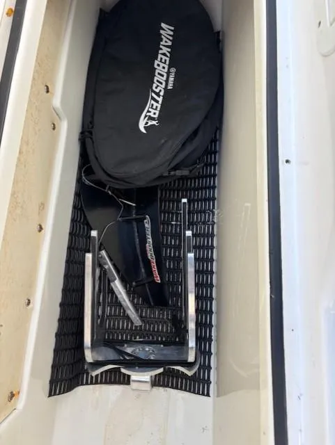Slide: The Image of Yamaha 242 Limited S 2016 boat storage with WakeBooster equipment. - 15