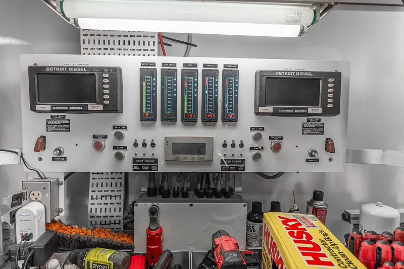 Slide: The Image of Intermarine RPH 95 2001 - 57