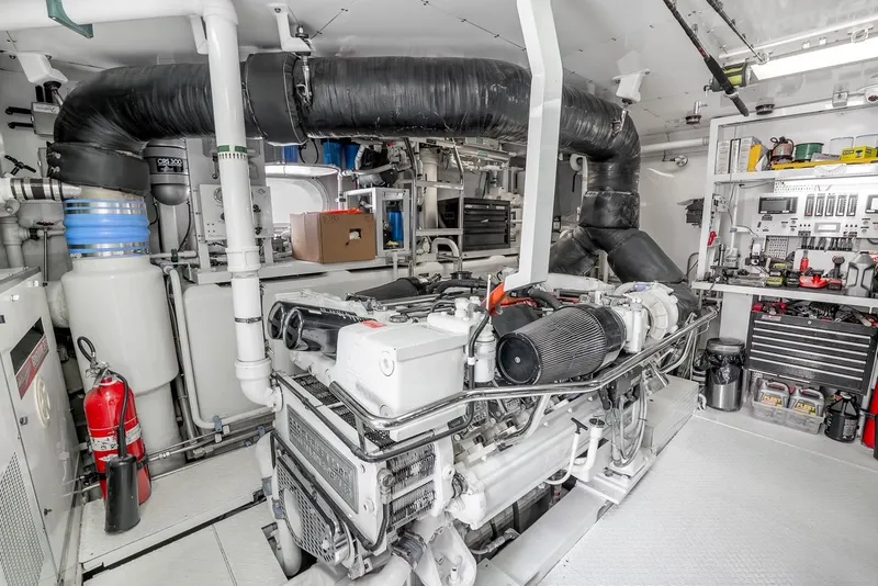 Slide: The Image of Intermarine RPH 95 2001 - 61