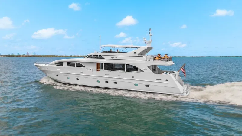 Slide: The Image of Luxury yacht Intermarine RPH 95 cruising on open water, 2001 model. - 7