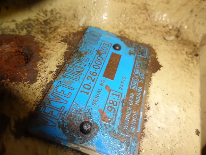 Slide: The Image of Heritage East 44 Sundeck 1988 - 110