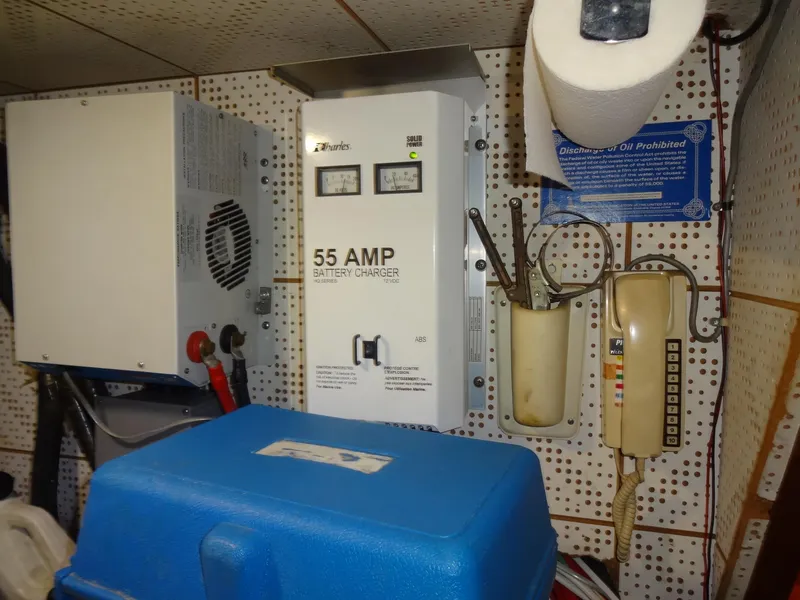 Slide: The Image of Heritage East 44 Sundeck 1988 - 114