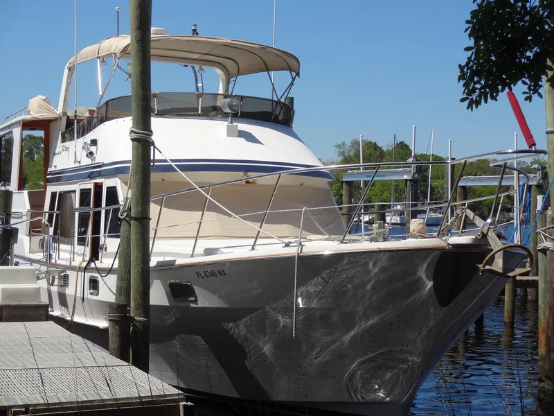 Slide: The Image of Heritage East 44 Sundeck 1988 - 16