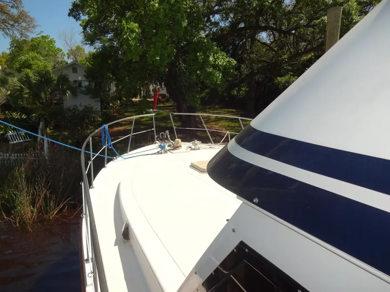 Slide: The Image of Heritage East 44 Sundeck 1988 - 18