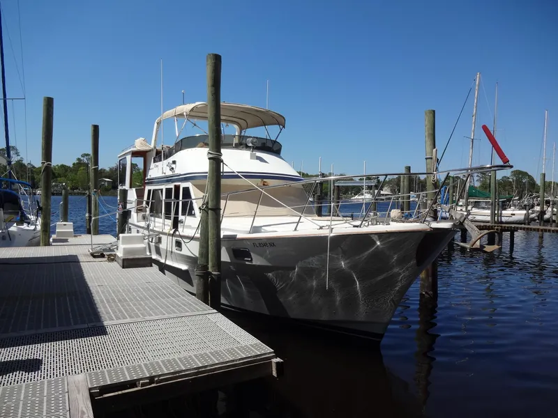 Slide: The Image of Heritage East 44 Sundeck 1988 - 2