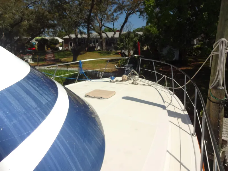 Slide: The Image of Heritage East 44 Sundeck 1988 - 20