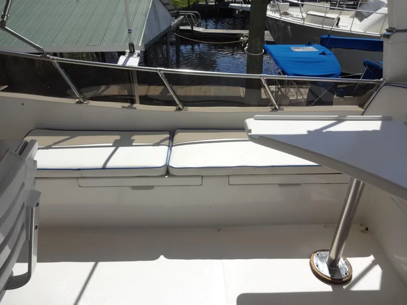 Slide: The Image of Heritage East 44 Sundeck 1988 - 38