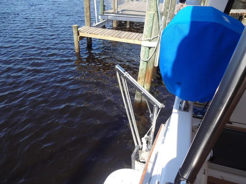 Slide: The Image of Heritage East 44 Sundeck 1988 - 45