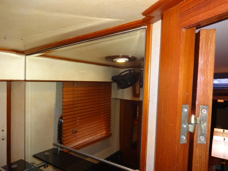 Slide: The Image of Heritage East 44 Sundeck 1988 - 56