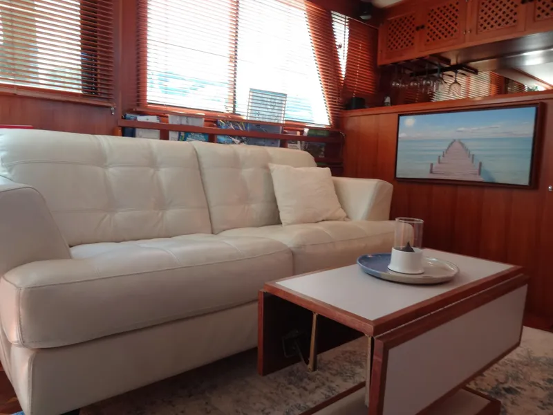 Slide: The Image of Heritage East 44 Sundeck 1988 - 65