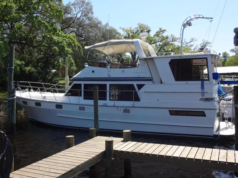 Slide: The Image of Heritage East 44 Sundeck 1988 - 7