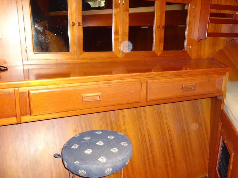 Slide: The Image of Heritage East 44 Sundeck 1988 - 79