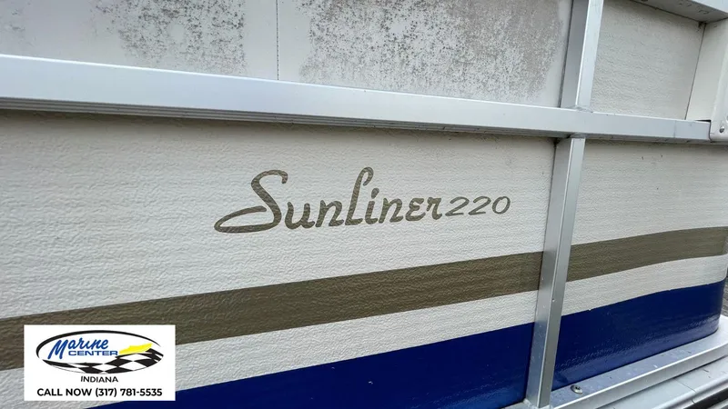 Slide: The Image of 2007 Harris Sunliner 220 boat with Marine Center Indiana contact information. - 6