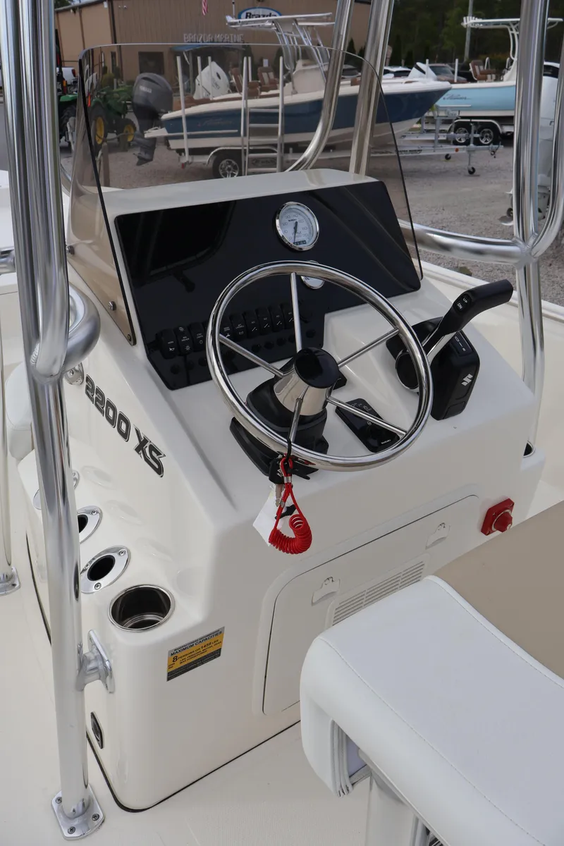 Slide: The Image of Bulls Bay 2200XS BULLS BAY 2025 - 21