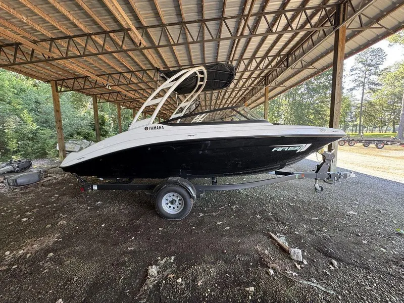 Slide: The Image of Yamaha AR190 2025 - 2