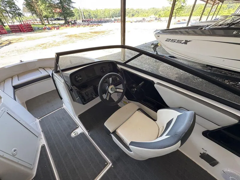 Slide: The Image of Yamaha AR190 2025 - 9