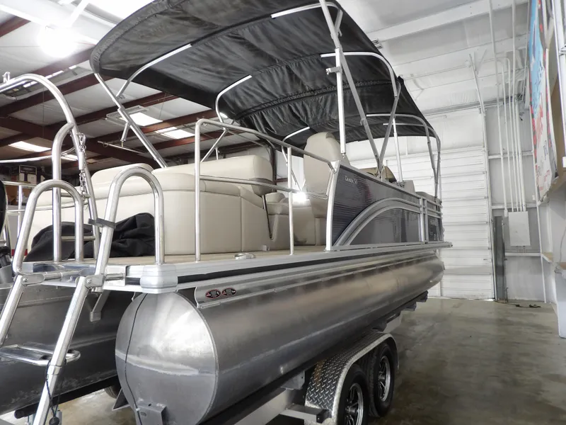 Slide: The Image of Harris HCX25 2020 - 10