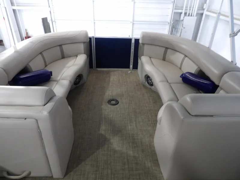 Slide: The Image of Harris HCX25 2020 - 15