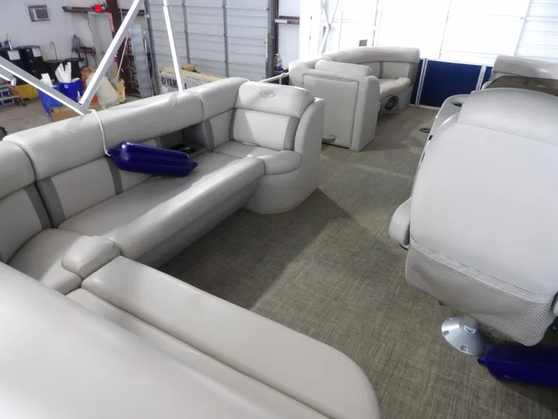 Slide: The Image of Harris HCX25 2020 - 20