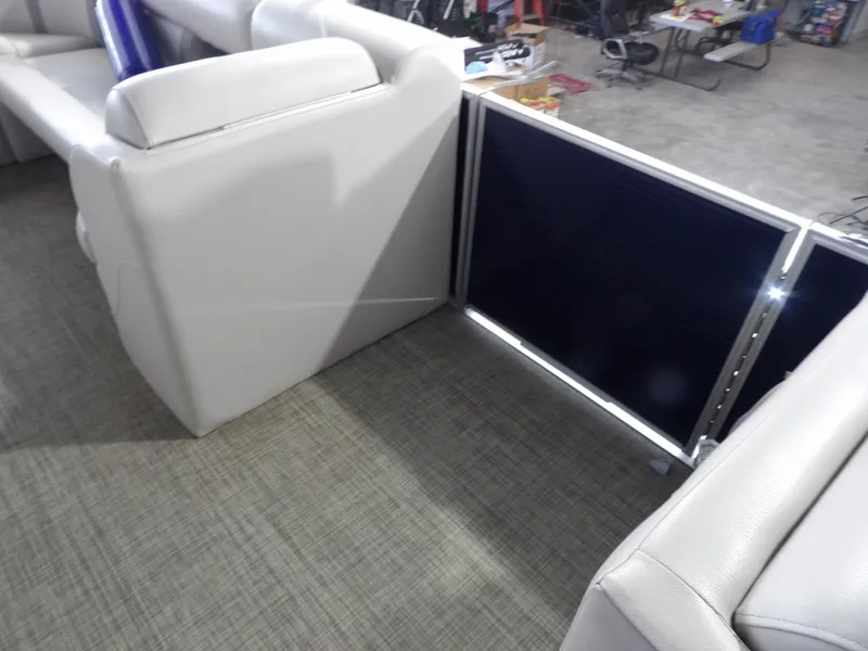 Slide: The Image of Harris HCX25 2020 - 31