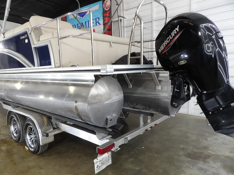 Slide: The Image of Harris HCX25 2020 - 6