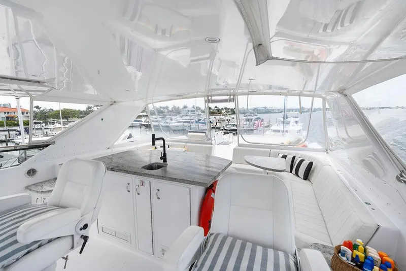 Slide: The Image of Hatteras 100 Motor Yacht 2004 - 72