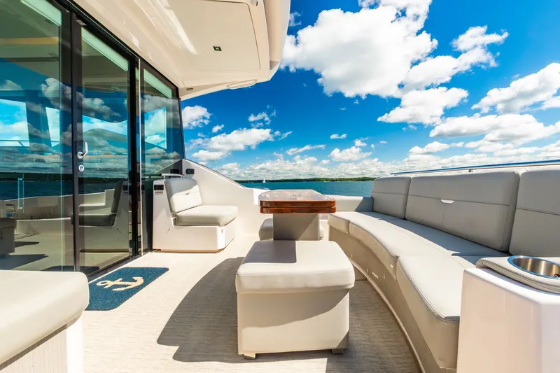 Slide: The Image of Tiara C53 Coupe 2019 - 21