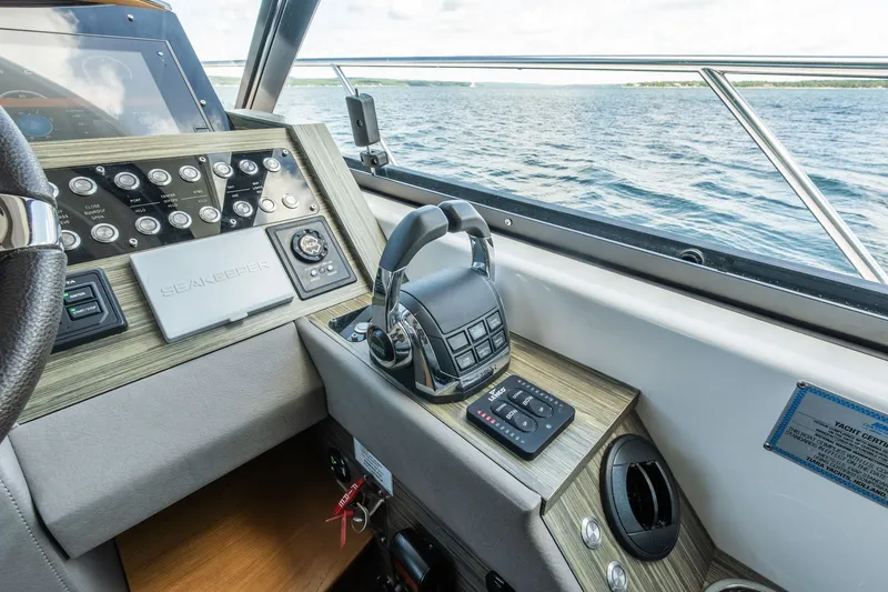 Slide: The Image of Tiara C53 Coupe 2019 - 30