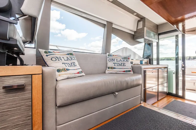 Slide: The Image of Tiara C53 Coupe 2019 - 35