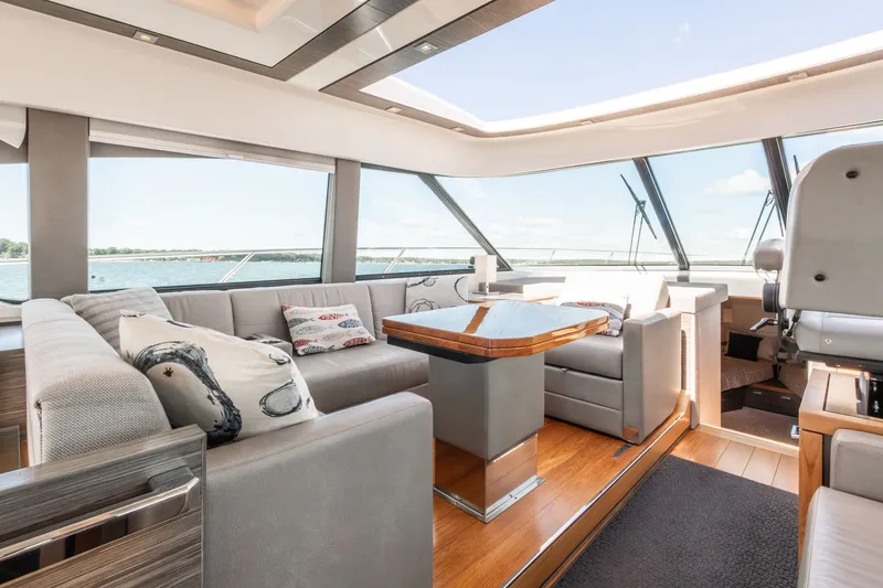 Slide: The Image of Tiara C53 Coupe 2019 - 39