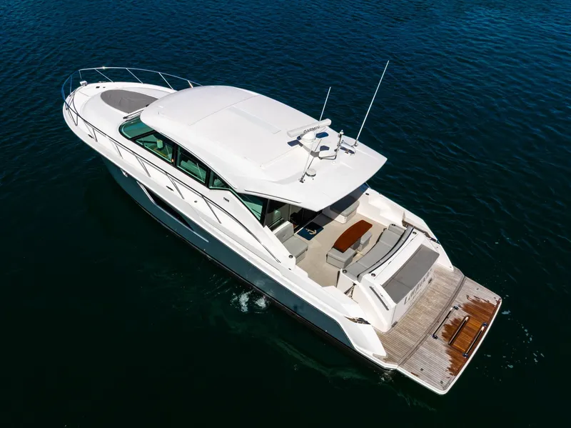 Slide: The Image of Tiara C53 Coupe 2019 - 5