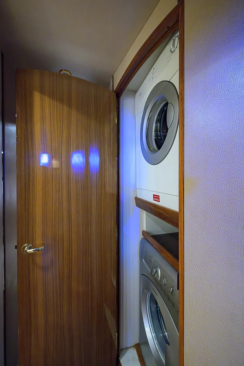 Slide: The Image of Viking 68 Convertible 2007 - 76