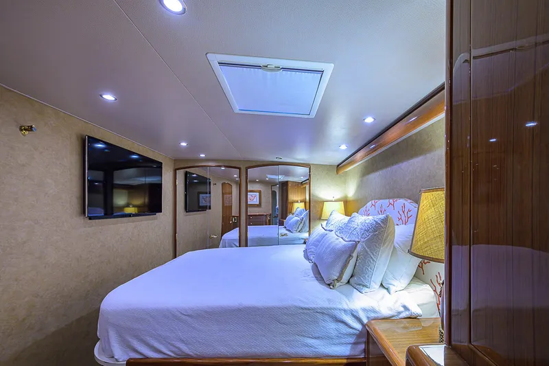 Slide: The Image of Viking 68 Convertible 2007 - 79