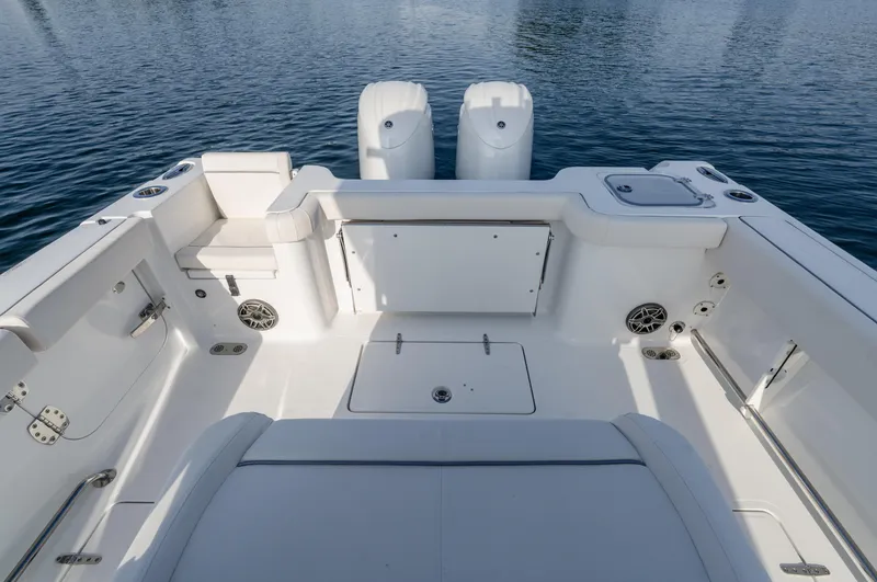 Slide: The Image of Sea Hunt Gamefish 27 Coffin Box 2026 - 52