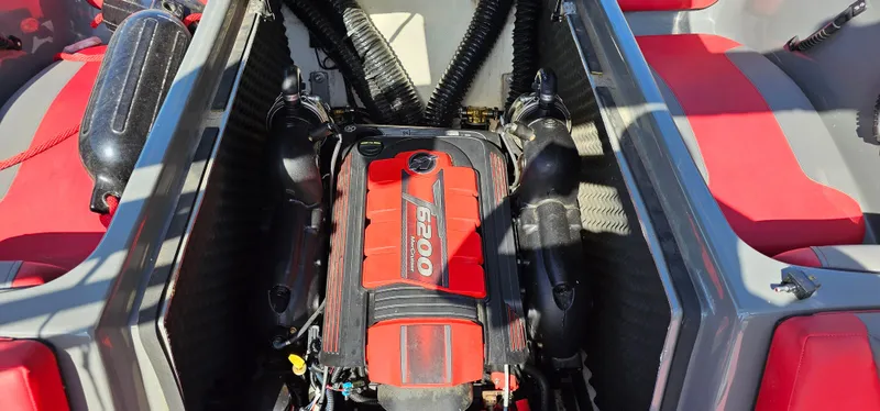 Slide: The Image of Engine compartment of a 2020 Heyday WT-2DC boat, featuring a powerful engine. - 20