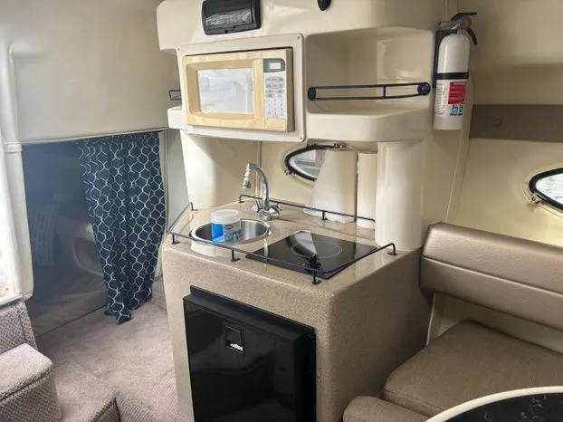 Slide: The Image of Rinker 270 Viesta Vee 2000 - 2