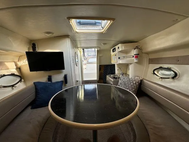 Slide: The Image of Rinker 270 Viesta Vee 2000 - 9