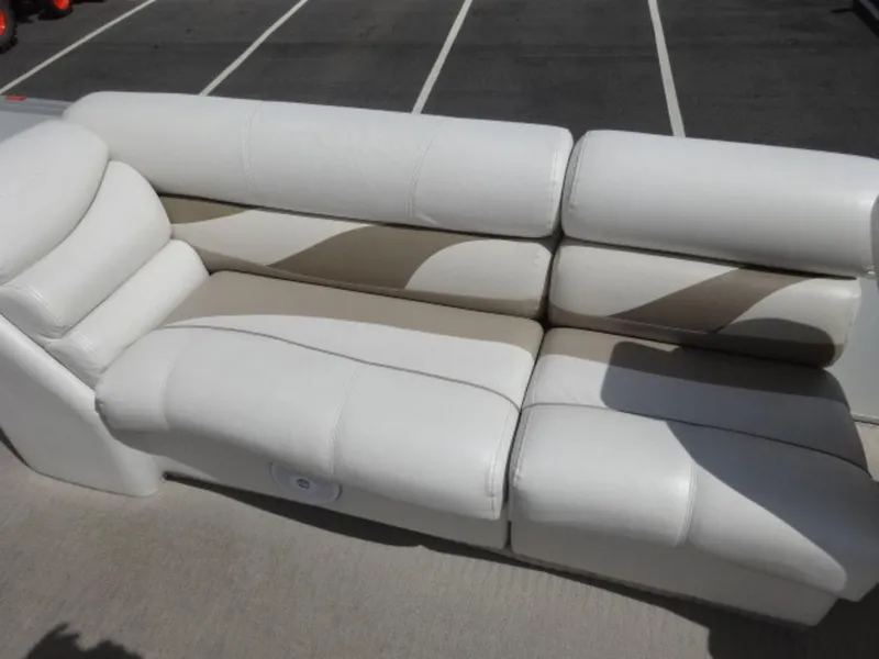 Slide: The Image of White and beige boat seating on a 2008 Crest III XRS. - 8