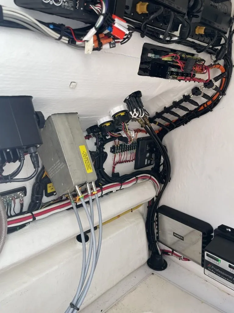 Slide: The Image of 2024 Reef Runner 230 XO boat wiring and electrical components detail. - 36