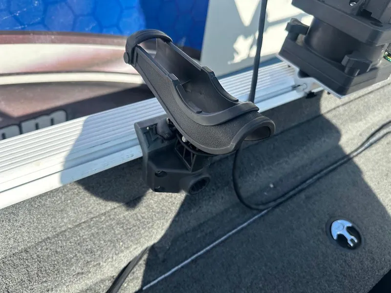 Slide: The Image of Boat accessory mount on 2011 Lund 1625 Rebel XL Sport, featuring a secure holder. - 22